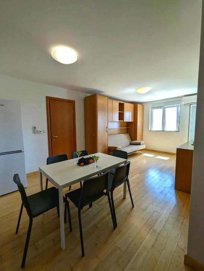 City Apartment โอมิช ภายนอก รูปภาพ