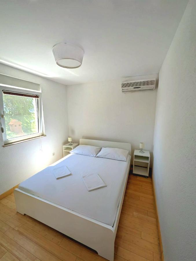 City Apartment โอมิช ภายนอก รูปภาพ